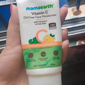 Mamaearth Vitamin C Oil - Free moisturizer