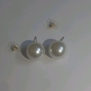 BEAUTIFUL WHITE PEARL STUDS EARRINGS