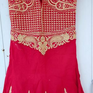 I Am Selling Red Colour Drees