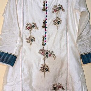 Beautiful Ethnic Embroidered Kurti