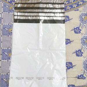 Brand New Storage Bags & Delivery Lables Pack 12