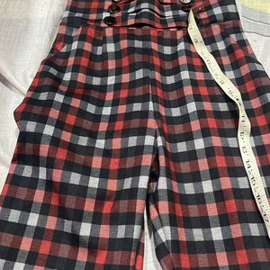 🚨Checkered Dungaree ! Size S