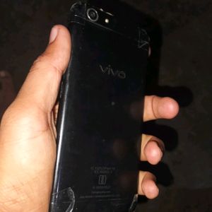 Vi vo Fresh Conditon Phone Only1000 Rs Me