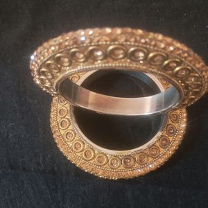 ANTIQUE BANGLE