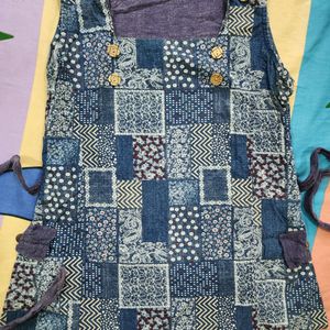 Short Sleeveless Kurti Top