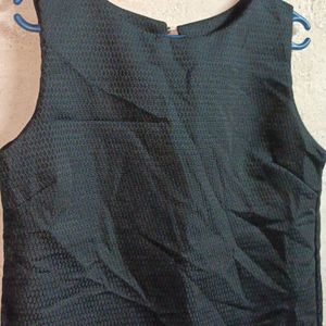 Ladies Fashion Top Sleeveless Black