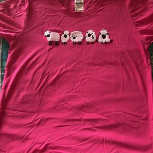 Women T-shirt Pink Colour