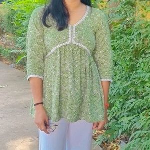 God Bless XS Cotton blend Green Printed Tunic