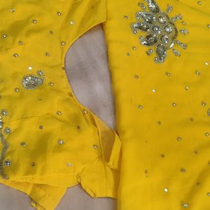 ✨chiffon Bright Yellow Partywear Saree Blouse ✨💕