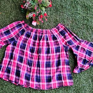 DNMX: Multicolour(pink) Checkered Off-shoulder Top