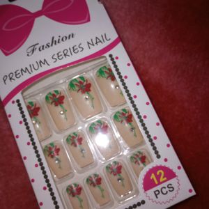 Artificial Nails In Nude Colour