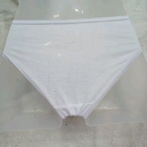 28 Size White Look