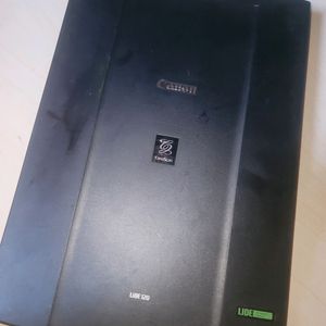 Canon LiDE 120 Scanner