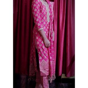 Banarasi Kurta Pant Dupatta Set