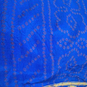 BEAUTIFUL Blue with Pink  Bandhani Print Saree