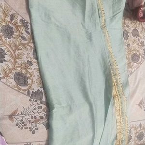 Designer Kurta With Pant & Big Dupatta New Conditi