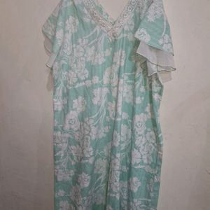 Gown (Women's)