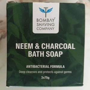 BOMBAY SHAVING COMPANY NEEM & CHARCOAL BATH SOAP