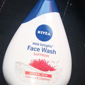 Nivea Milk Delights Face Wash SAFFRON