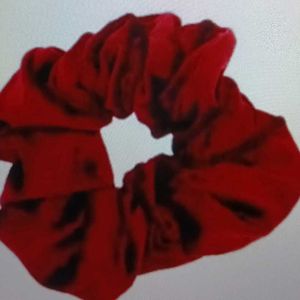 Hair Scrunchie (Colour -- Maroon)