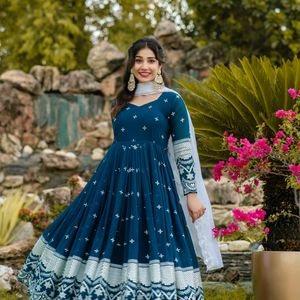 PREMIUM READYMADE ANARKALI SUIT SET