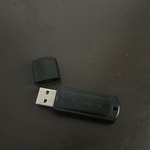 Combo Of 2 Pendrives 16GB & 8Gb