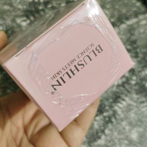 Blushlin Sealed Brightening Serum With Alpha Arbut