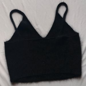 Black Sleeveless Crop Top