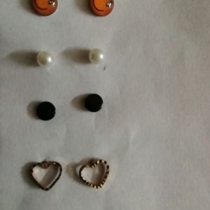 Used Earings With 5 Hooks