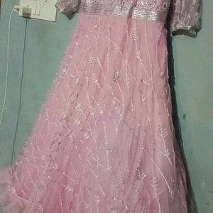 Pretty 😍 Gown