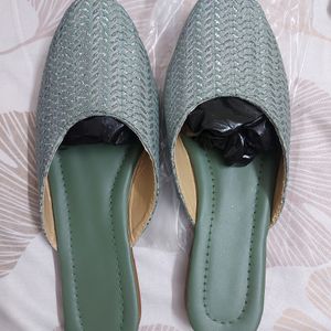 Offer!! Flats Sale Size 39