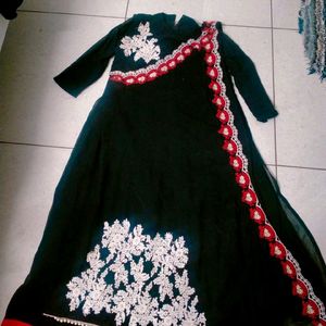 Black Long Gown With Attached Dupatta 🖤