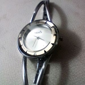 Watch for women's