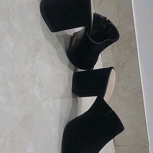 BATA Black Block Heels - Heel Height- 3inches