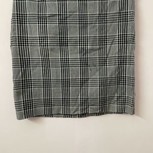 PLAID SKIRT