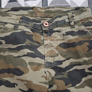 Camouflage Jeans