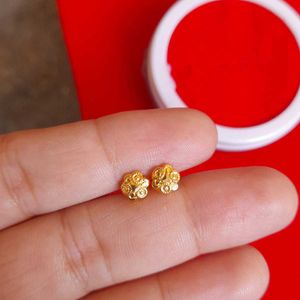 Beautiful New Flower Desine Studs