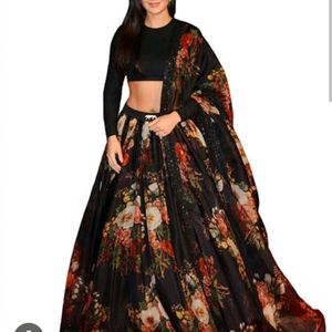 Beautiful Skirt, Blouse And Dupatta