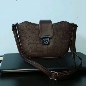 NEW Coffee Brown Slingbag Stylish Trendy Bag