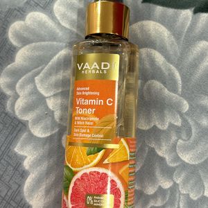 Vaadi Herbals Vitamin C Toner