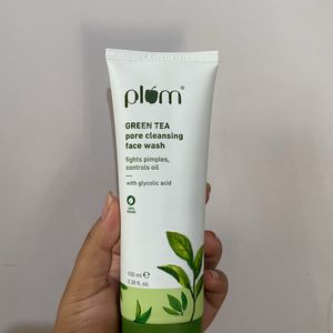 Plum Green Tea Pore Cleansing Face Wash