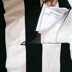 IMPORTED (Japanese) black&white striped knit top