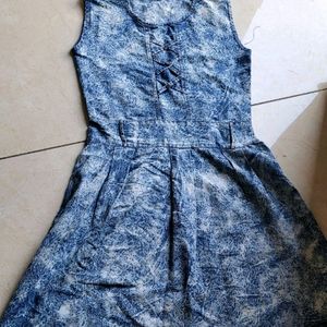 Short dress for pretty girls