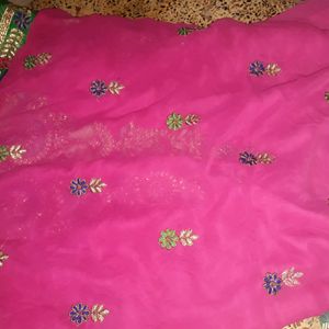 Beautiful Embroidery Saree 🤩