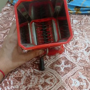 Veg Cutter With Free Oil Jar