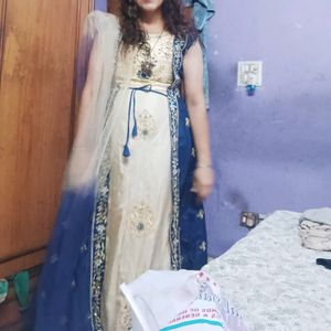 Long Dress Un used