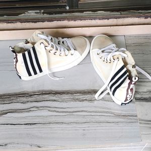 Trendy Zipper Shoes