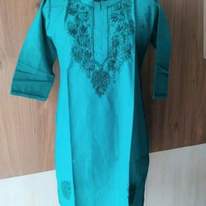 Women's Lucknowi Chikankari Kurti