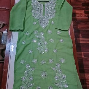 🆕 Chikankari Kurti