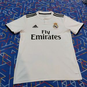 Adidas Real Madrid White Jersey + Key Chain ⚽